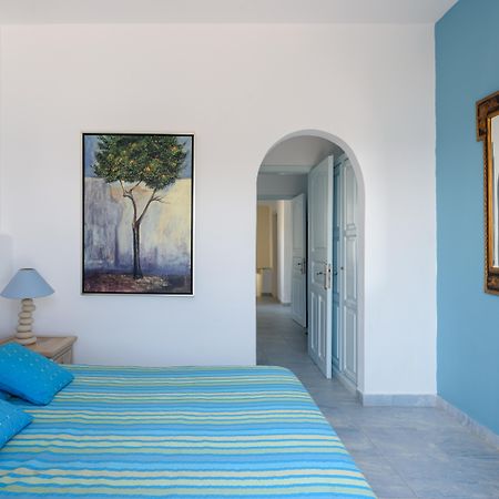 Alesahne Beach Hotel Kamári Buitenkant foto