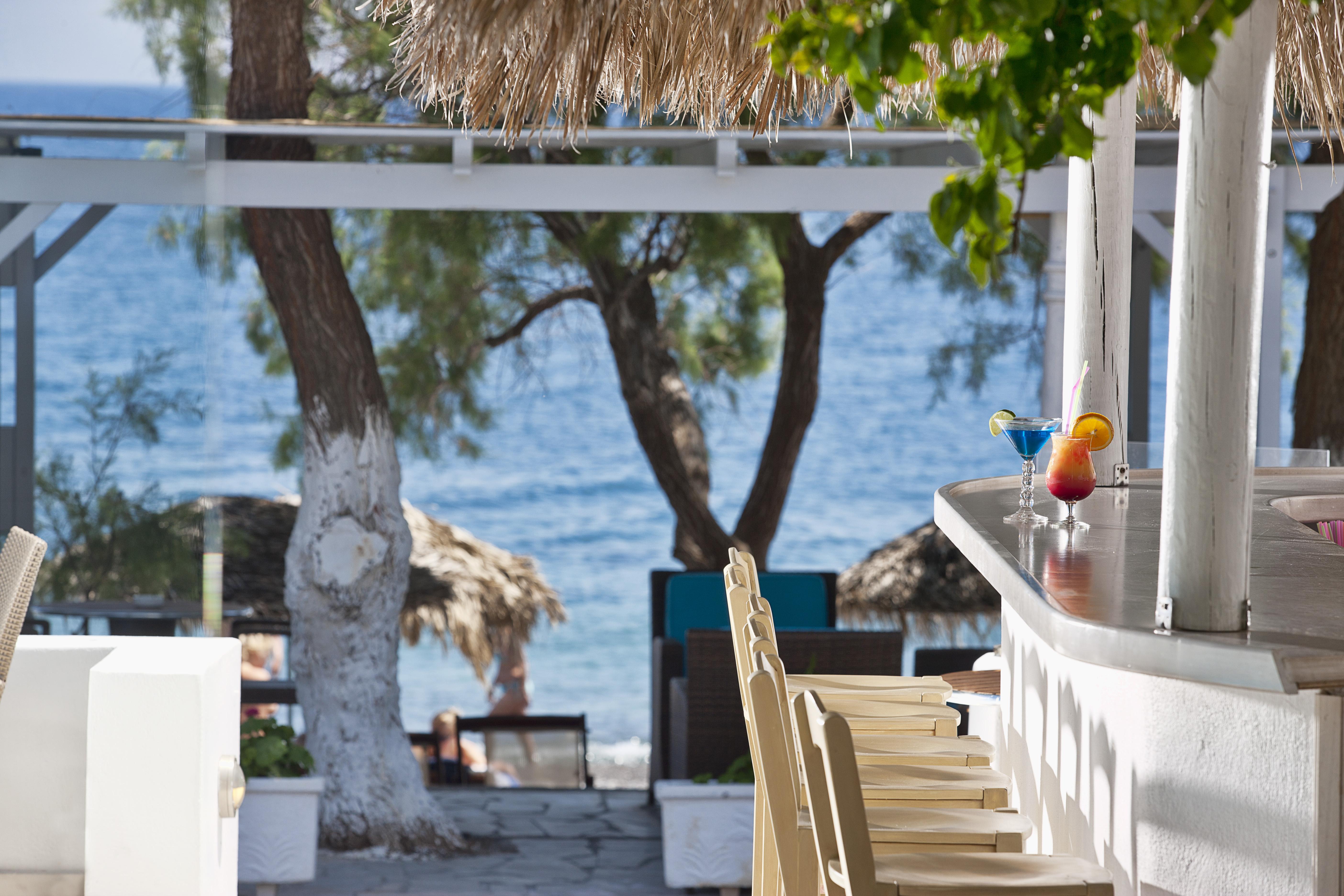 Alesahne Beach Hotel Kamári Buitenkant foto