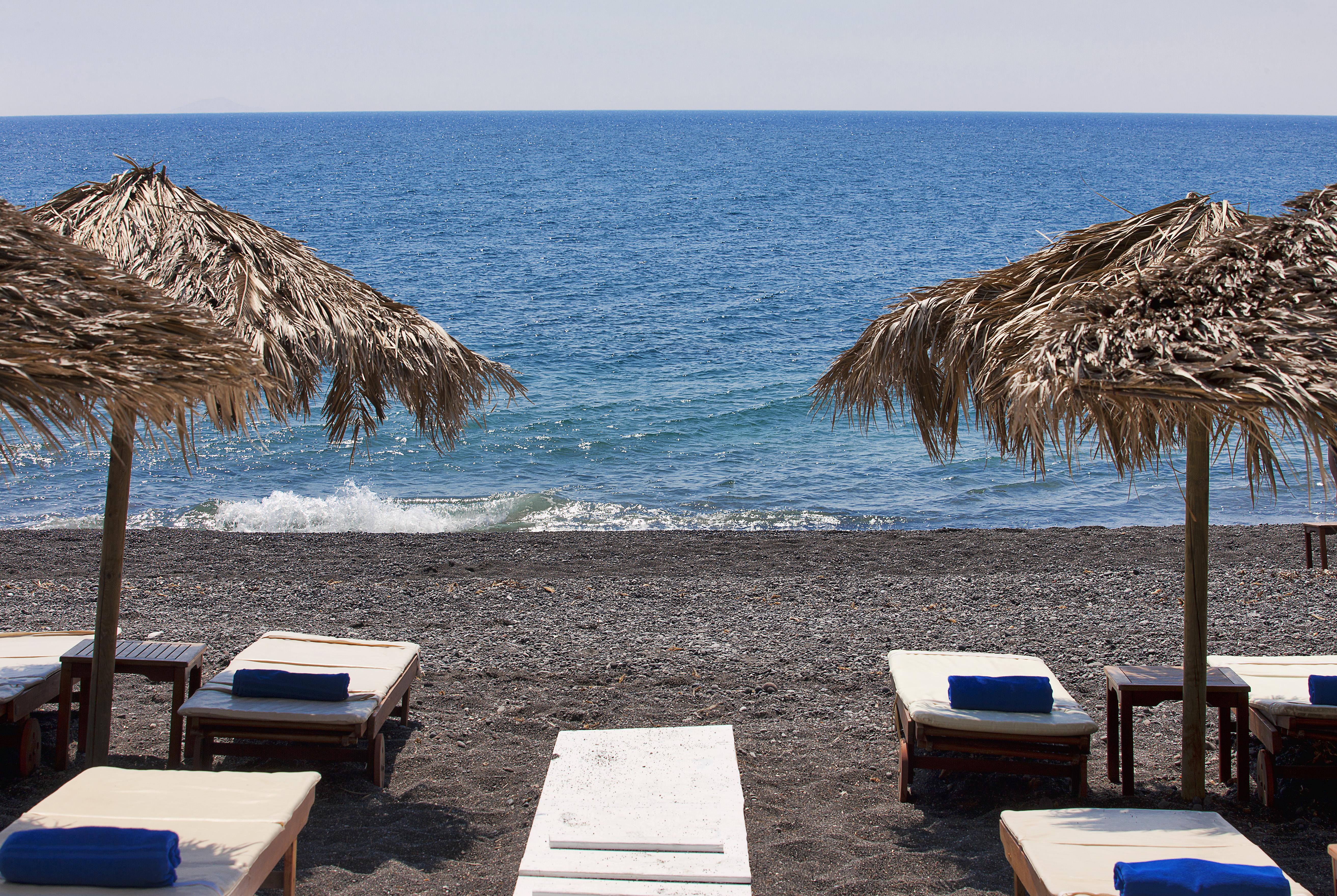 Alesahne Beach Hotel Kamári Buitenkant foto