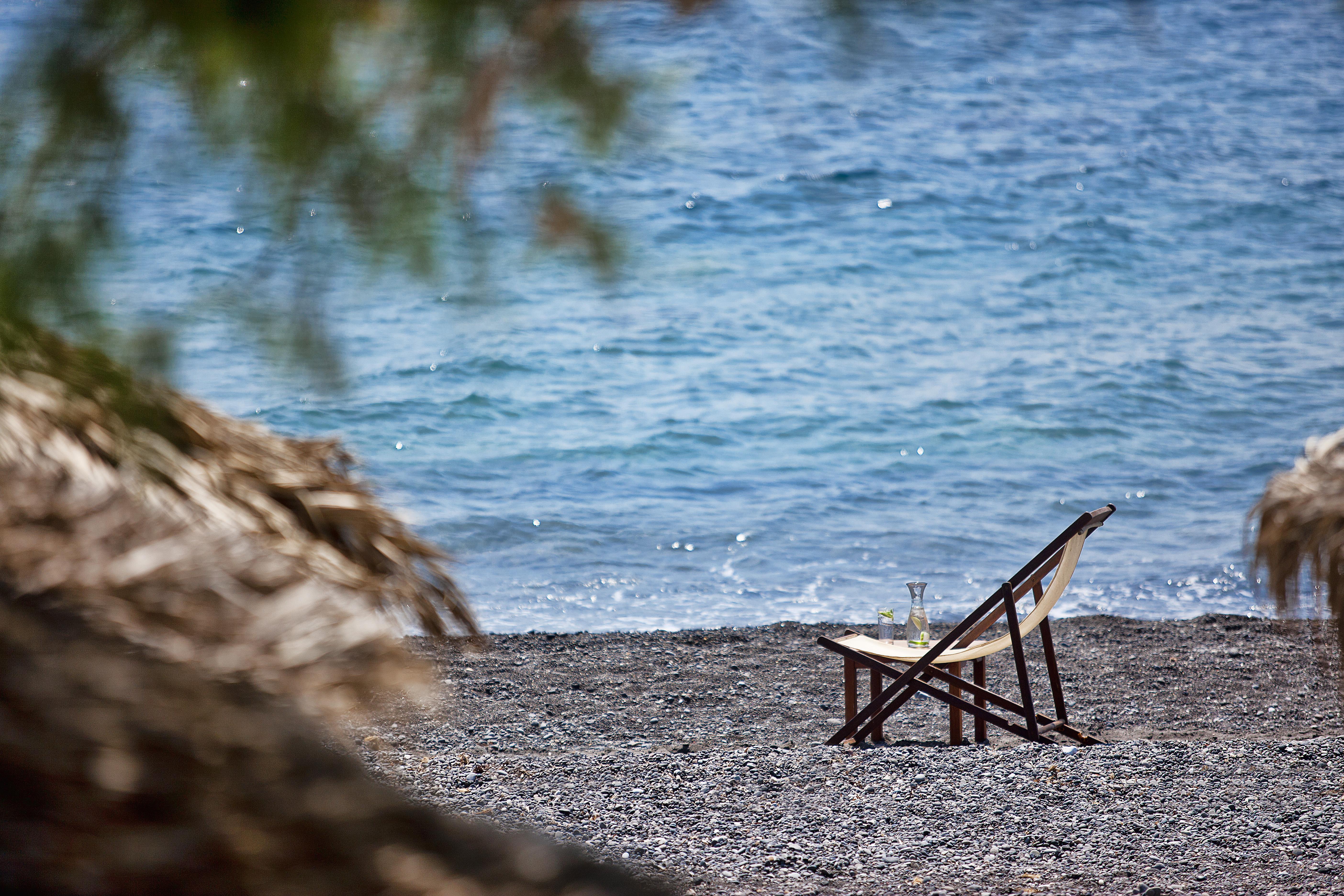 Alesahne Beach Hotel Kamári Buitenkant foto