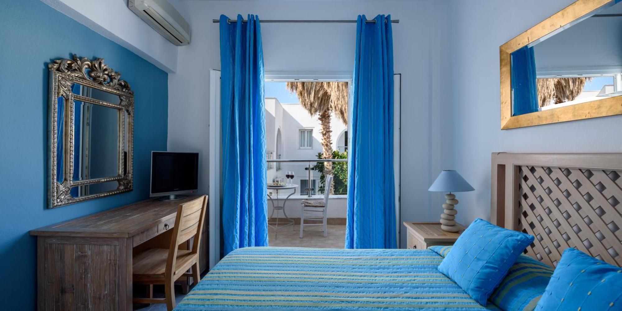 Alesahne Beach Hotel Kamári Kamer foto