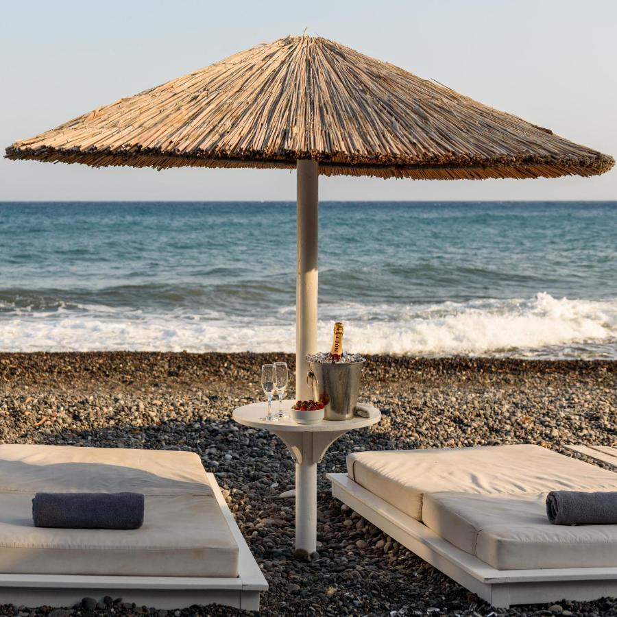 Alesahne Beach Hotel Kamári Buitenkant foto